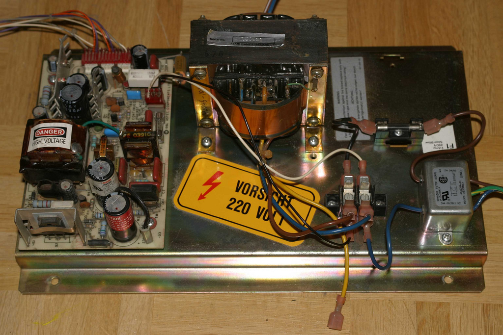 astec_pacmania_power_supply.jpg