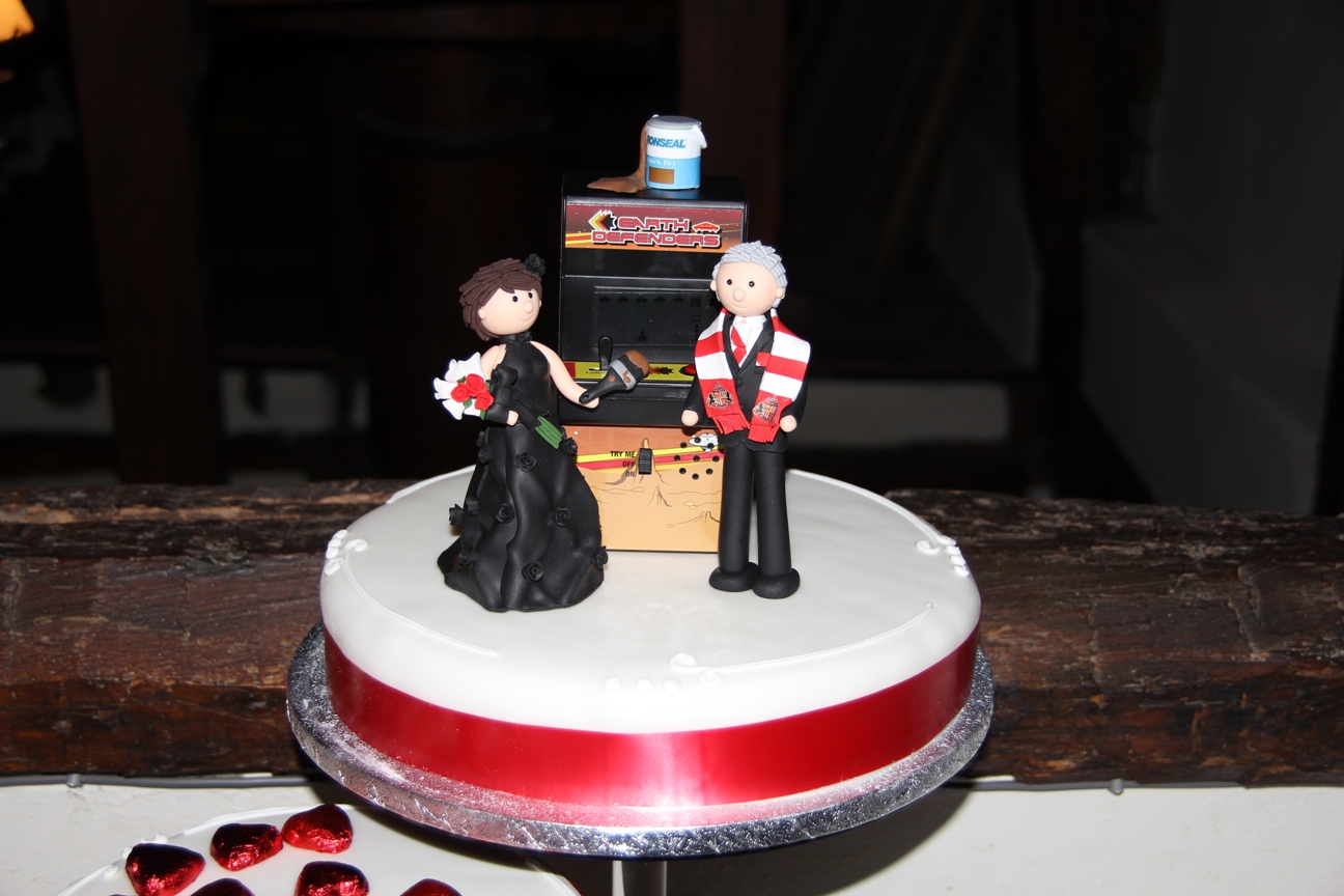 Cake_topper_s.JPG
