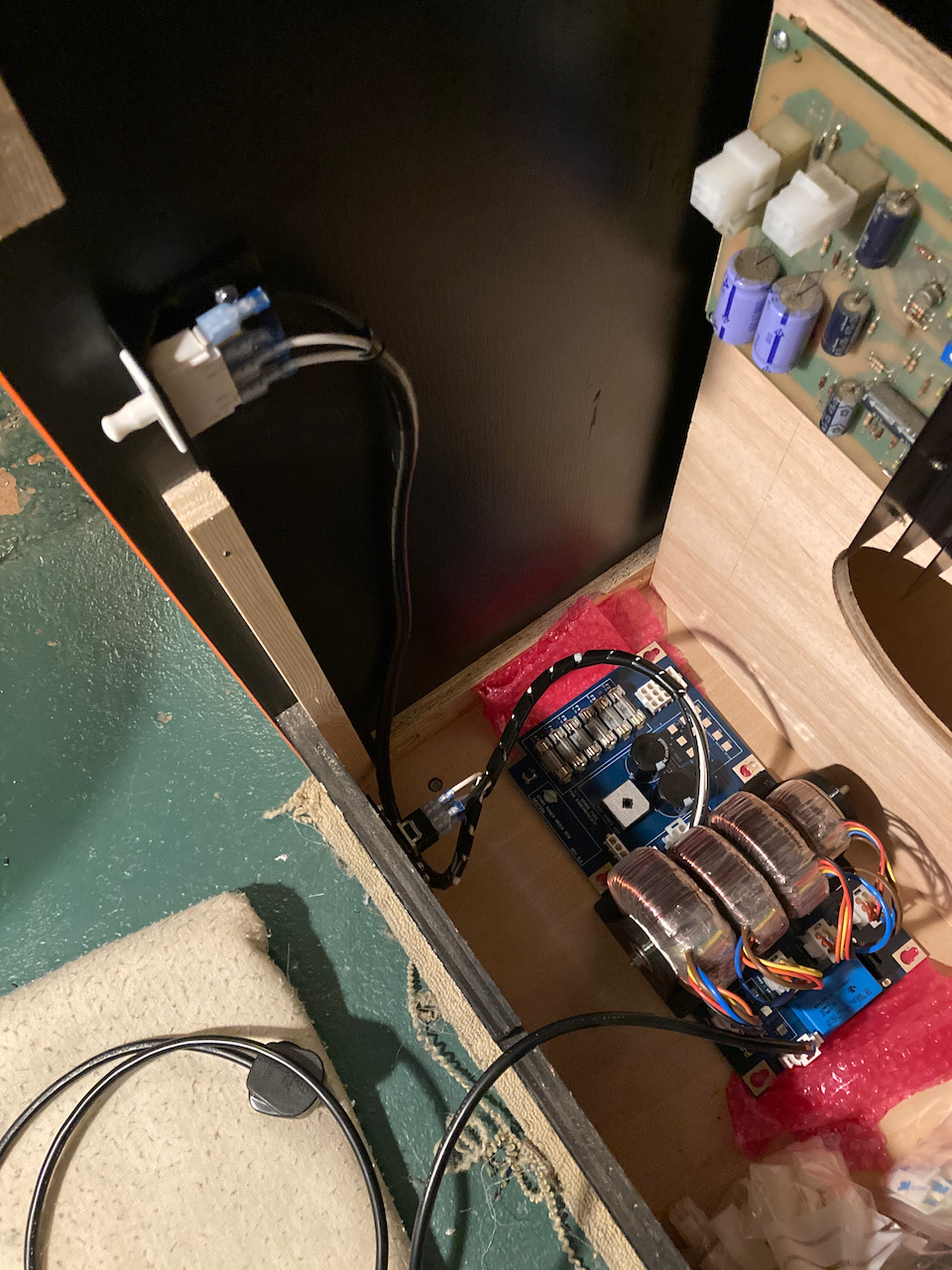 Cabaret_Wiring_-_4.jpeg