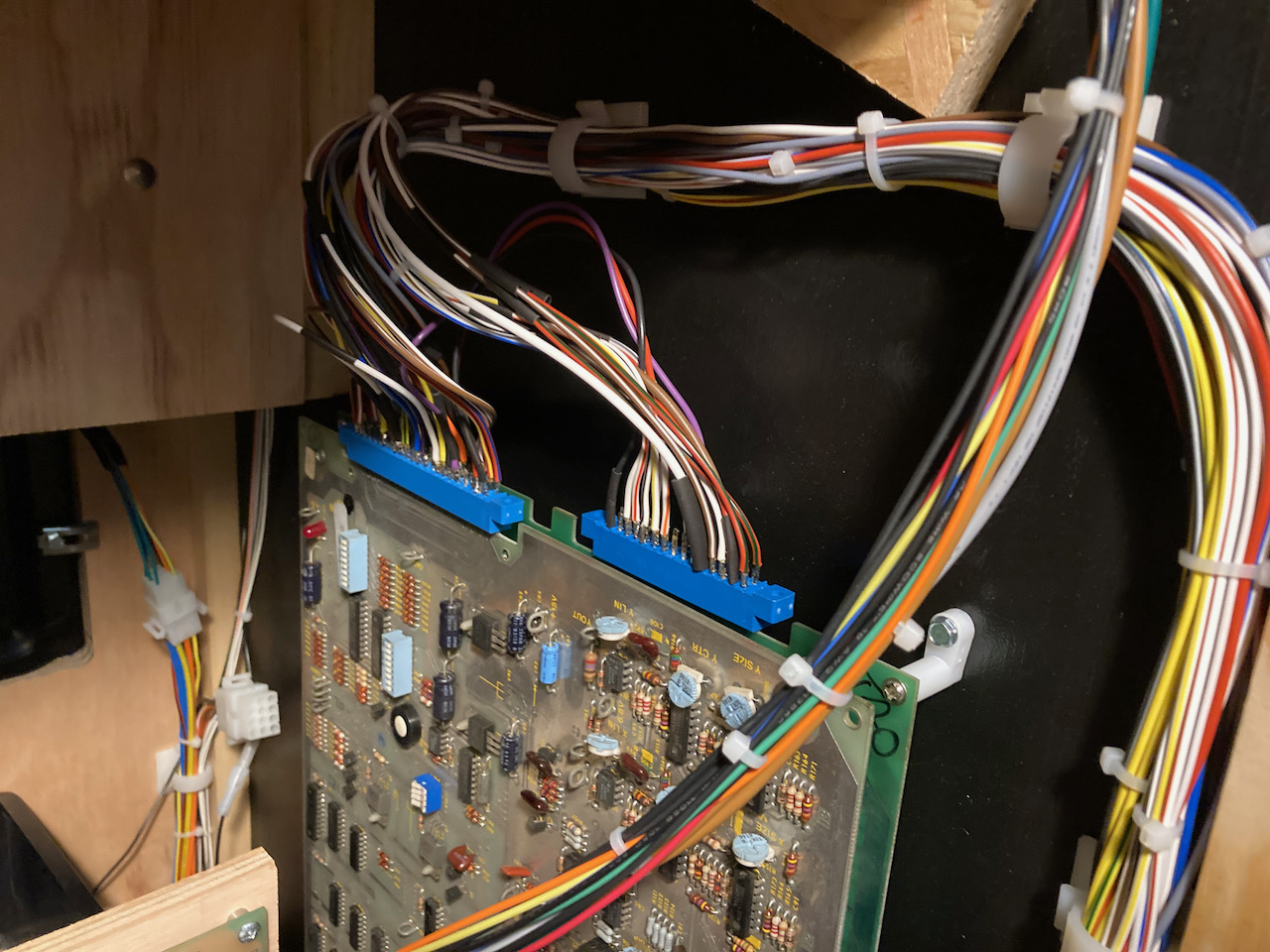 cabinet_wiring_board_end_-_9.jpeg