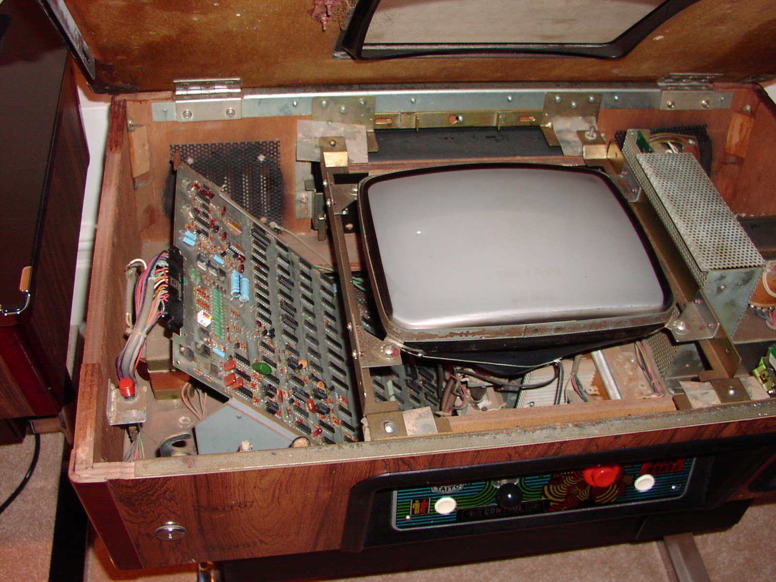 Ast_inside.jpg