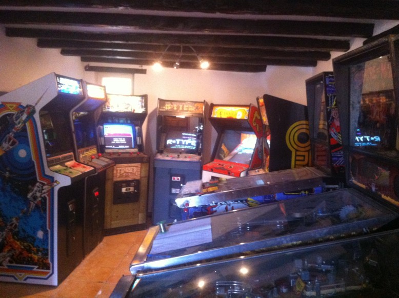 gameroom1.jpg