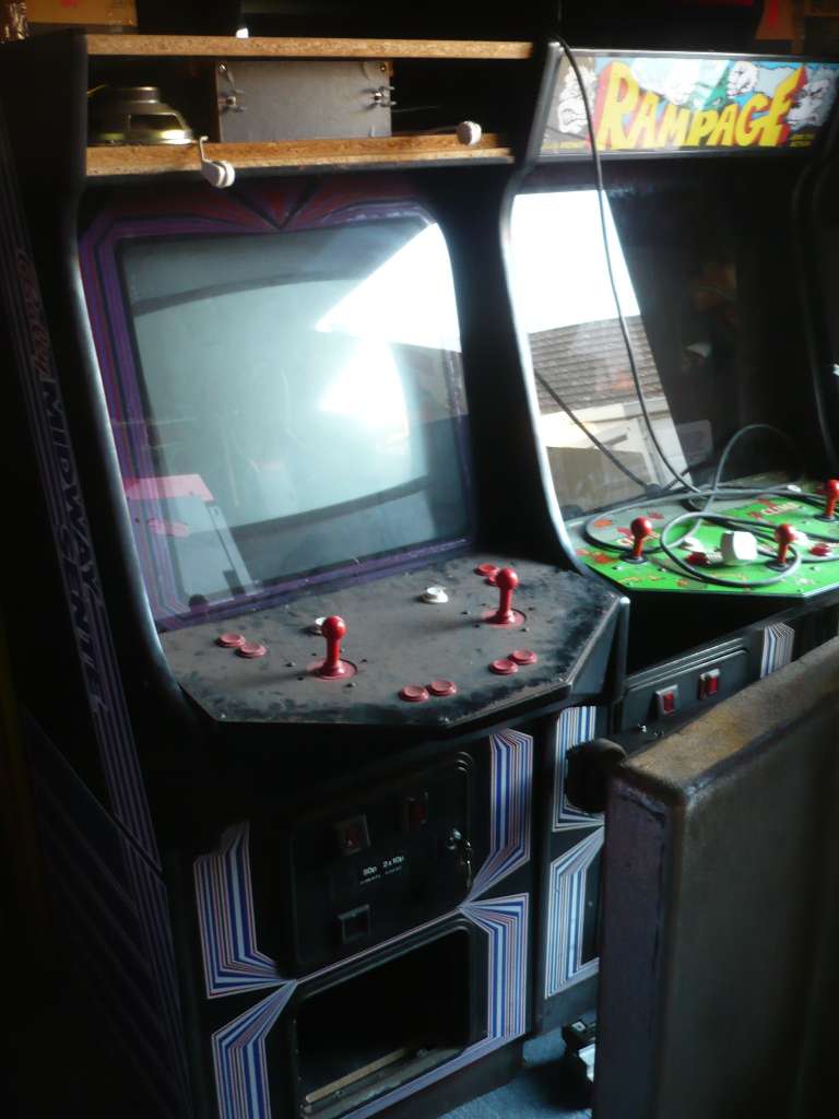 Centi002.jpg