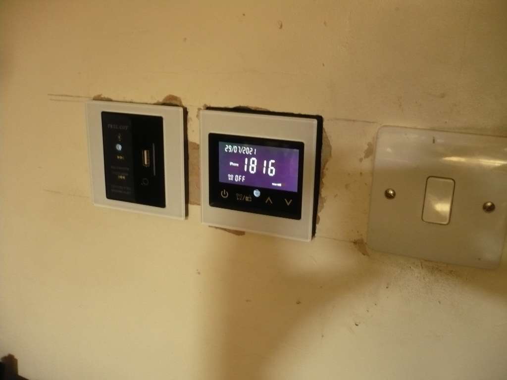 Wallamp01.jpg