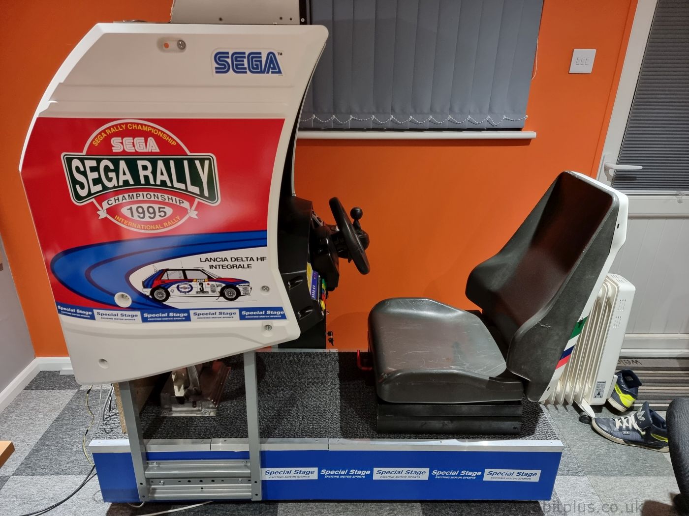 Sega-Rally-Cab-Artwork-7.jpg