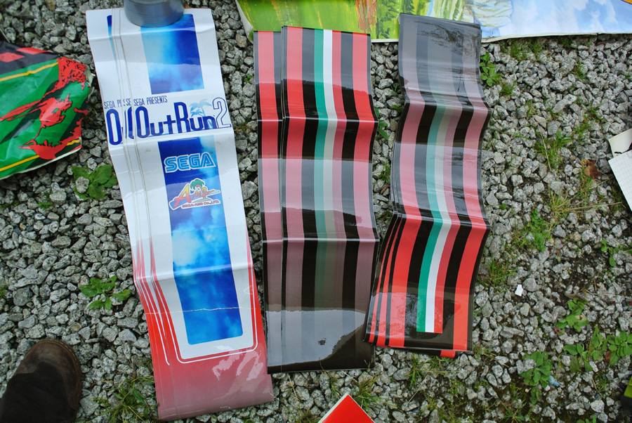 artraid10.jpg