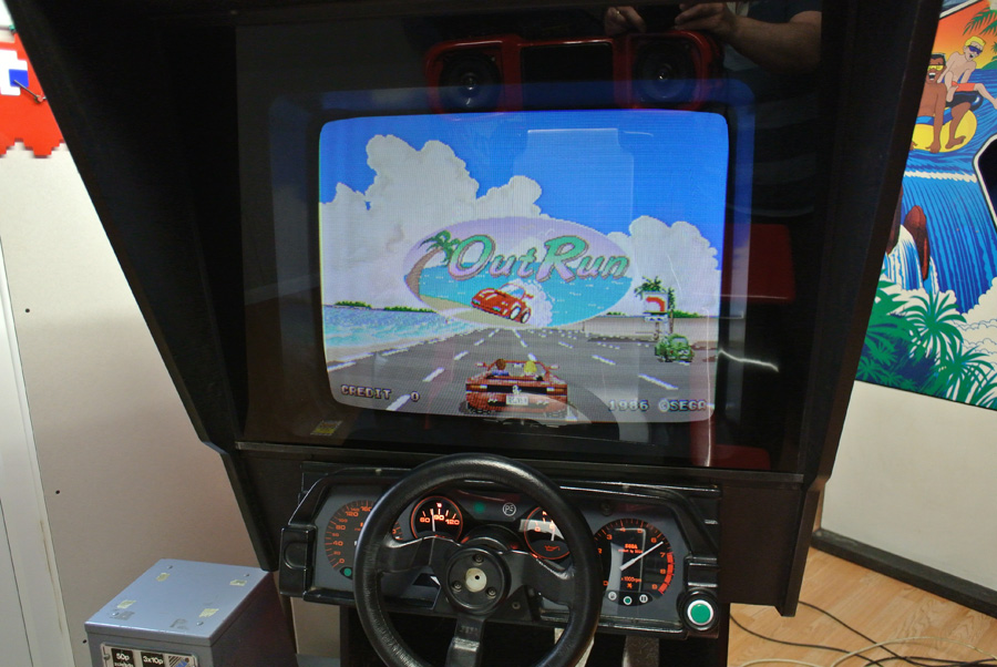 outrun-dlx-02.jpg