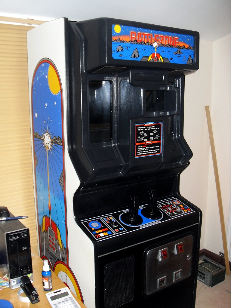 office_arcade_machines_015.JPG