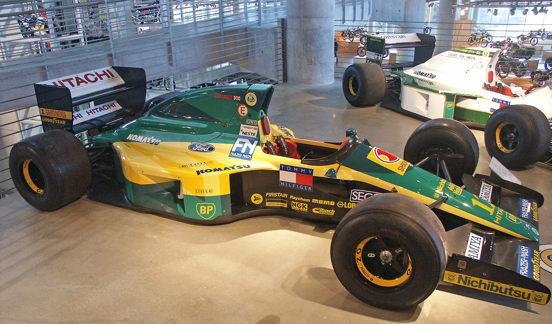 Lotus102d.jpg