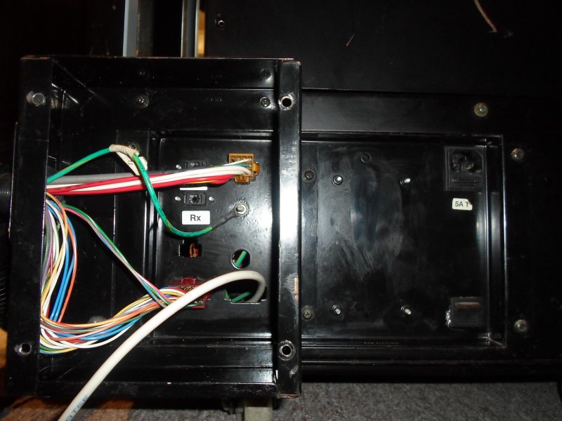 iD_rear_wiring.jpg